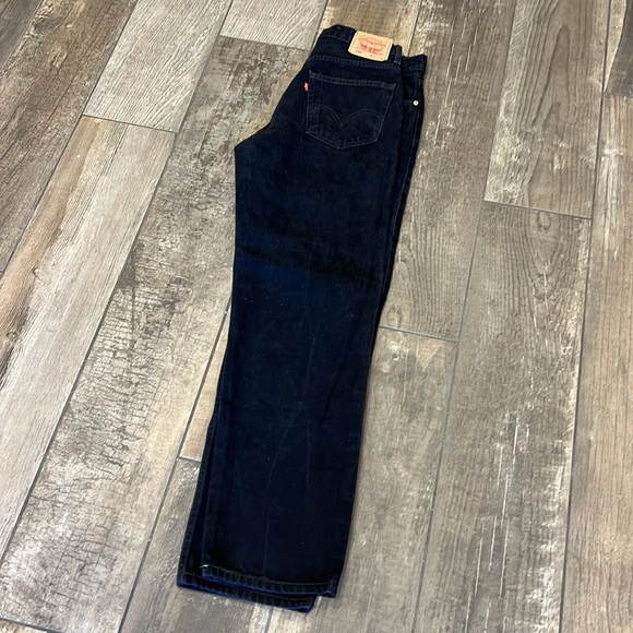 550 Relaxed Fit Levi Jeans - Picture 4 of 5